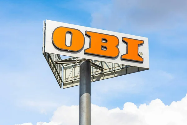 OBI хочет запретить бывшей «дочке» в РФ использование своего бренда OBI хочет запретить бывшей «дочке» в РФ использование своего бренда
