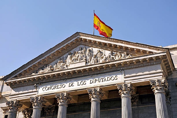 Испанский министр предложила ввести скидки на основные продукты из-за роста цен