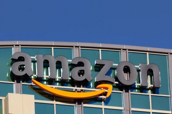 Amazon переходит с европейских дорог на поезда и водный транспорт Amazon переходит с европейских дорог на поезда и водный транспорт