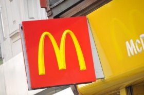 McDonald’s рассказал, сколько потерял из-за ухода из России