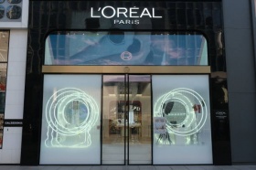 Закрытие магазинов L'Oreal практически не снизило продажи компании в России