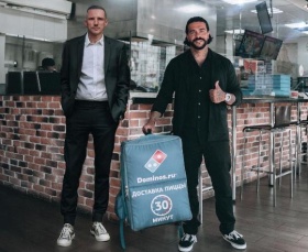 Тимати и Антон Пинский купили бизнес Domino's Pizza в России