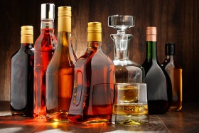 Минфин планирует поднять минимальные цены на крепкий алкоголь на 7,5 %