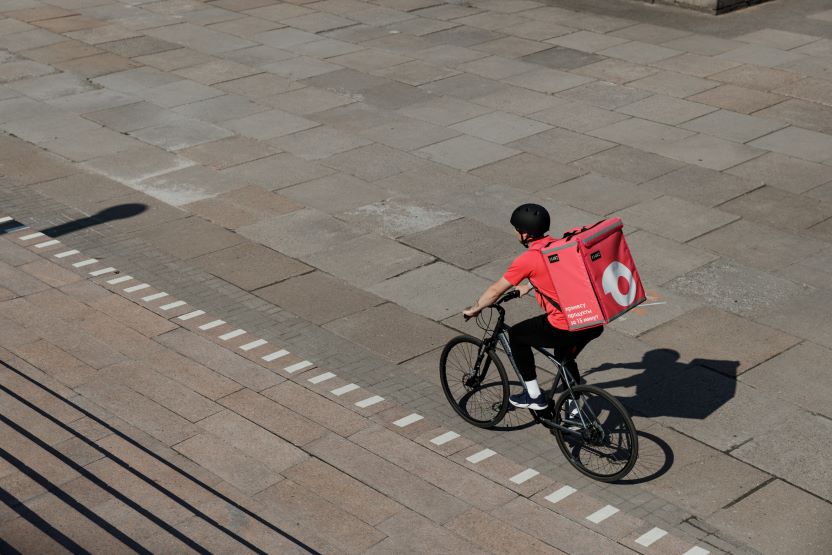 Самокат — ритейлер №1 на рынке E-grocery по итогам 2023 года