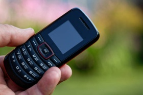В России растет доля отечественных кнопочных телефонов