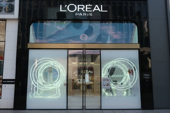 Закрытие магазинов L'Oreal практически не снизило продажи компании в России