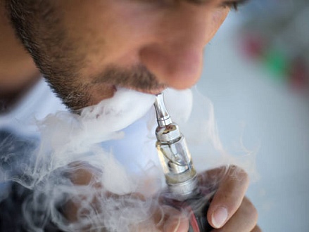 В жидкости для «электронных сигарет» запретят добавлять ароматизаторы