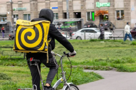 Яндекс организовал пункты выдачи аптечек и велоинструментов для курьеров