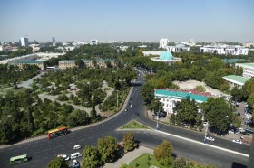 Рынок уличной торговли в Ташкенте активно развивается