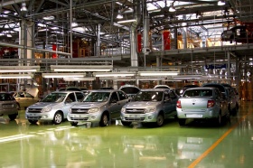 АвтоВАЗ возобновил производство автомобилей Vesta