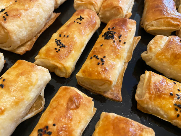Россияне выбирают выпечку с мясом в 2 раза чаще, чем сладкую Россияне выбирают выпечку с мясом в 2 раза чаще, чем сладкую