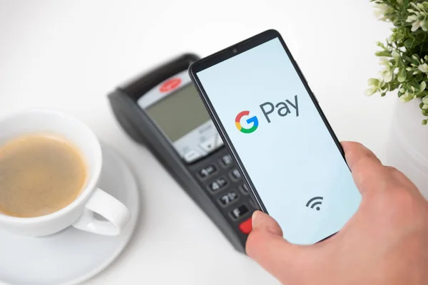 Google Pay предлагает клиентам отказаться от CVV-кодов в пользу биометрии Google Pay предлагает клиентам отказаться от CVV-кодов в пользу биометрии