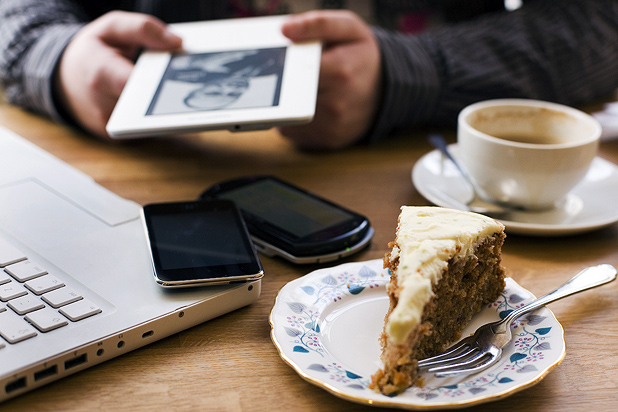 Открытый Wi-Fi: чем рискуют владельцы гостиниц, кафе, ресторанов?