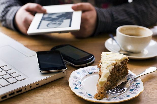 Открытый Wi-Fi: чем рискуют владельцы гостиниц, кафе, ресторанов? Открытый Wi-Fi: чем рискуют владельцы гостиниц, кафе, ресторанов?