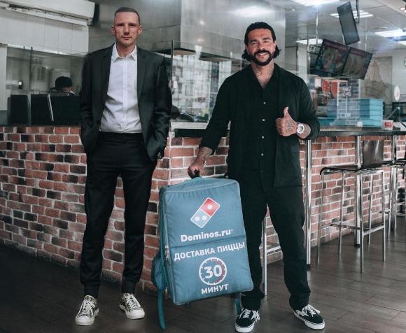 Тимати и Антон Пинский купили бизнес Domino's Pizza в России