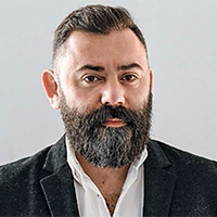 Дмитрий Левицкий: Рестораны сейчас конкурируют не между собой, а с айфонами Дмитрий Левицкий: Рестораны сейчас конкурируют не между собой, а с айфонами